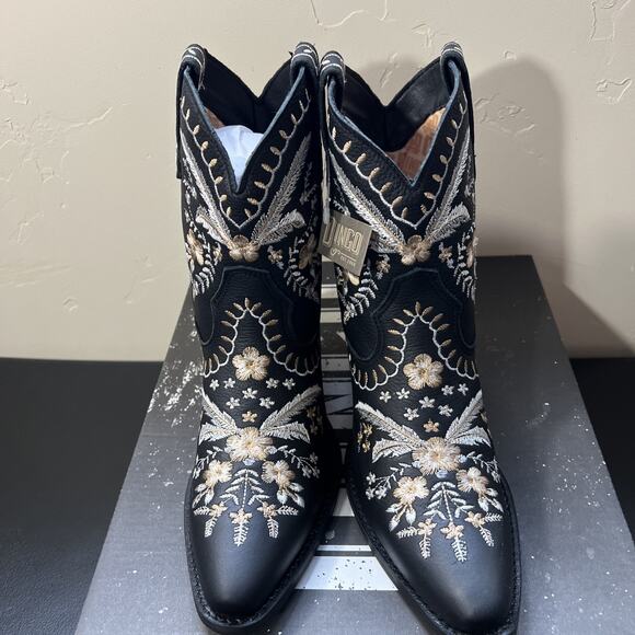 Dingo Black Primrose Western Boots Floral Embroidered Leather Women's Size 7 NEW - Picture 2 of 5